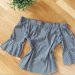 NWOT Off the shoulder gingham bell sleeve top